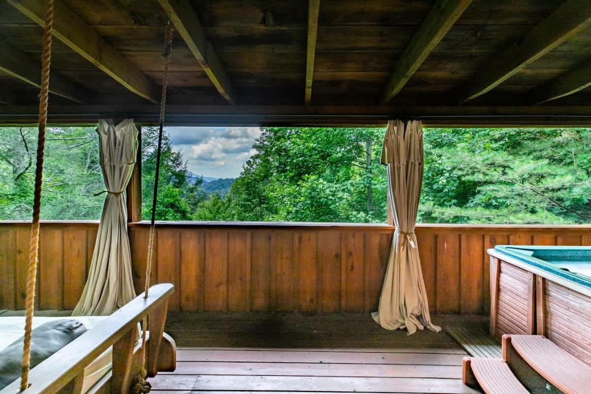 Nice View Fireplace, Hot Tub, Porch Bed, Private Sevierville Exterior foto